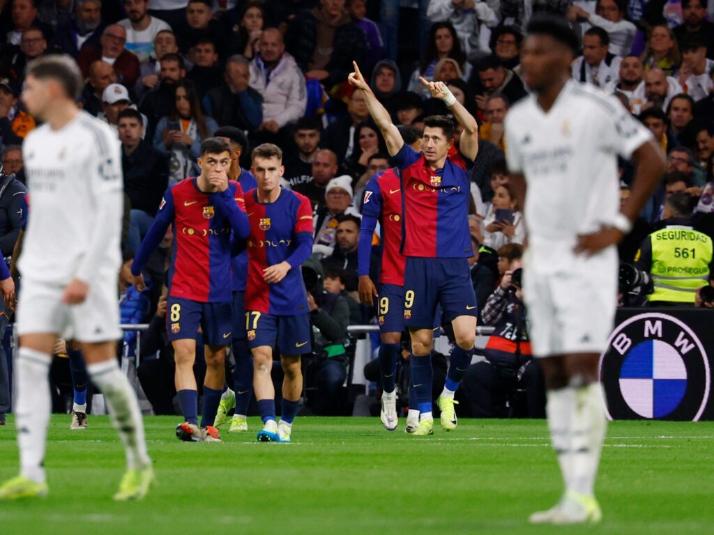 برشلونة في دربي كتالونيا للتحليق بصدارة الدوري الإسباني