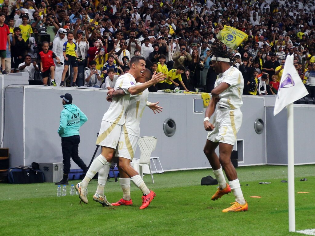 بالفيديو.. الأهلي السعودي أول المتأهلين لثمن نهائي أبطال آسيا والنصر يقترب