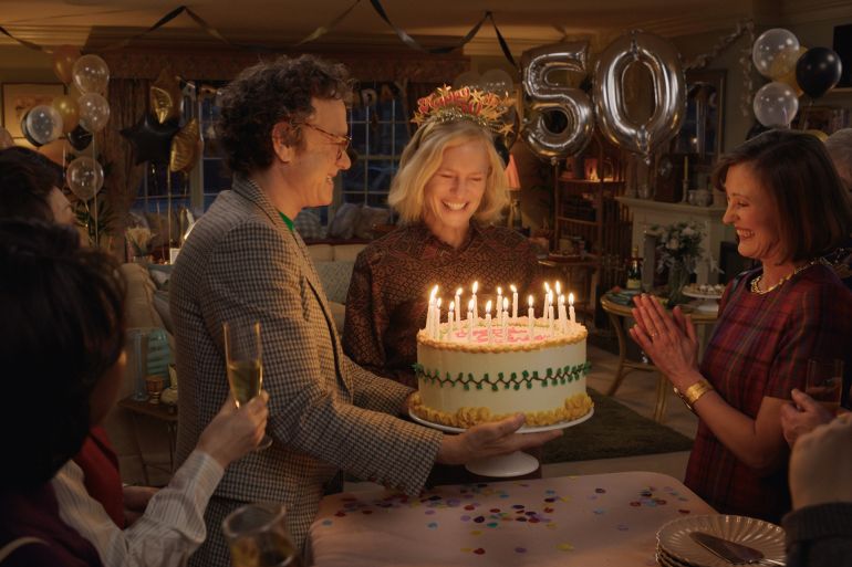 فيلم "هير".. إعلان موت الحلم الأميركي على يد توم هانكس