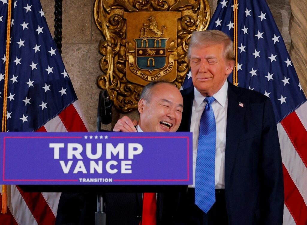 ترامب يعلن ضخ "سوفت بنك" الياباني استثمارات بـ 100 مليار دولار