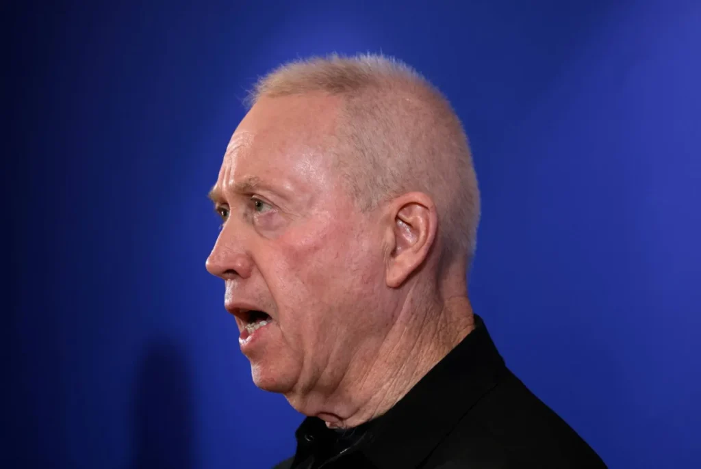 وزير الدفاع الإسرائيلي السابق غالانت يستقيل من الكنيست